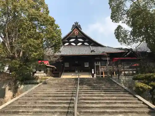 遍照寺法界院の本殿