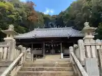賀茂神社の{uncategorized: "未分類", other: "その他", undefined: "問題あり", building: "その他建物", grave: "お墓", sacred_gate: "鳥居", guardian: "狛犬", statue: "像", buddha: "仏像", history: "歴史", nature: "自然", garden: "庭園", animal: "動物", pagoda: "塔", temizu: "手水舎", mountain_gate: "山門・神門", sanctuary: "本殿・本堂", subordinate: "末社・摂社", art: "芸術", scenery: "景色", jizo: "地蔵", ema: "絵馬", goshuin: "御朱印", omikuji: "おみくじ", items: "授与品その他", amulet: "お守り", goshuincho: "御朱印帳", eats: "食事", festival: "お祭り", votive_dance: "神楽", shichigosan: "七五三参", wedding: "結婚式", experience: "体験その他", initially: "初詣", around: "周辺", anti_infection: "感染症対策"}