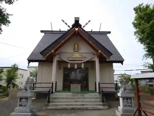 三里塚神社の本殿