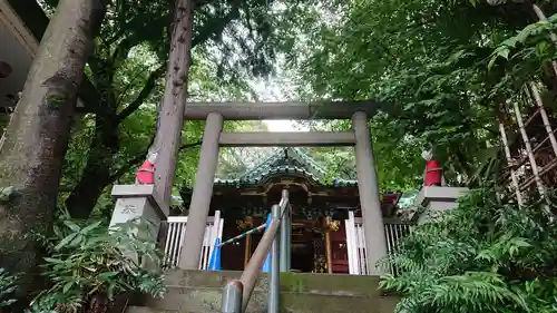 王子稲荷神社の鳥居
