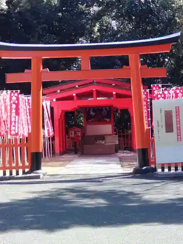 掘出稲荷神社の鳥居