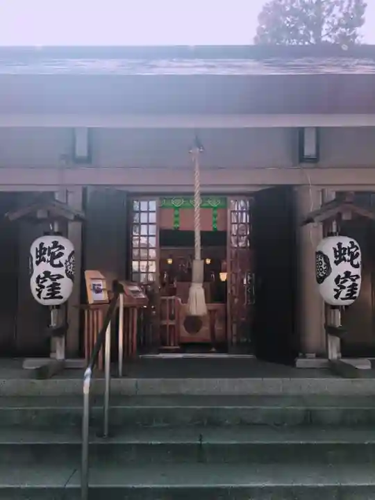 蛇窪神社の本殿・本堂