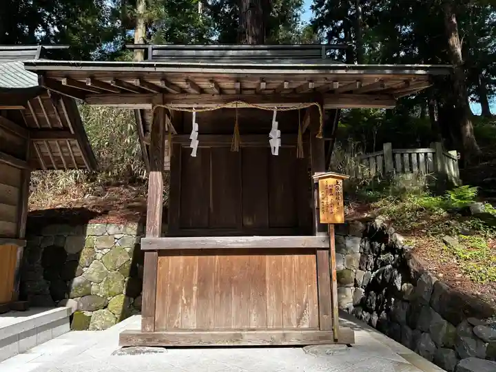 諏訪大社下社春宮(長野県)