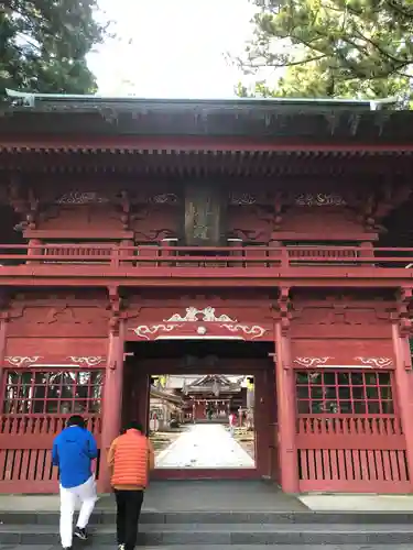 富士山東口本宮 冨士浅間神社の山門・神門