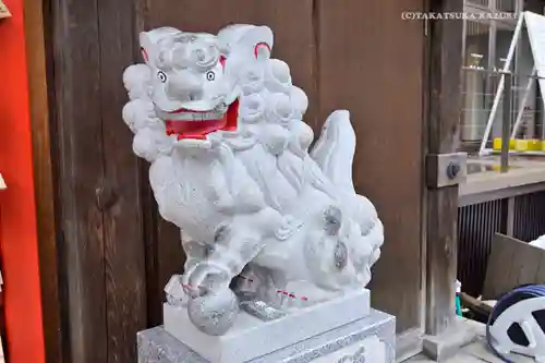 白山神社の狛犬