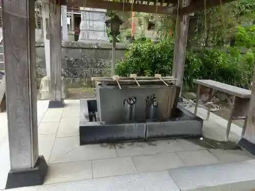瀬戸神社の手水舎
