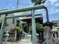 千度小路龍宮神社の{uncategorized: "未分類", other: "その他", undefined: "問題あり", building: "その他建物", grave: "お墓", sacred_gate: "鳥居", guardian: "狛犬", statue: "像", buddha: "仏像", history: "歴史", nature: "自然", garden: "庭園", animal: "動物", pagoda: "塔", temizu: "手水舎", mountain_gate: "山門・神門", sanctuary: "本殿・本堂", subordinate: "末社・摂社", art: "芸術", scenery: "景色", jizo: "地蔵", ema: "絵馬", goshuin: "御朱印", omikuji: "おみくじ", items: "授与品その他", amulet: "お守り", goshuincho: "御朱印帳", eats: "食事", festival: "お祭り", votive_dance: "神楽", shichigosan: "七五三参", wedding: "結婚式", experience: "体験その他", initially: "初詣", around: "周辺", anti_infection: "感染症対策"}