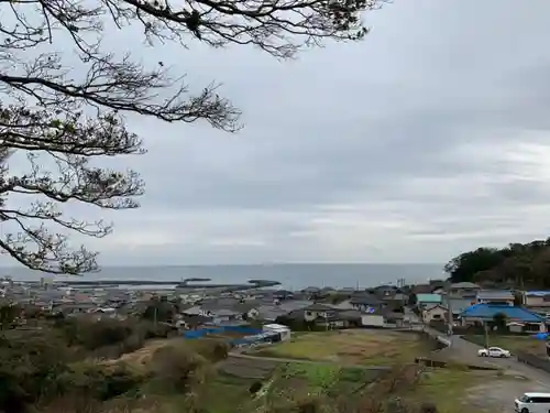 高皇産靈神社の景色