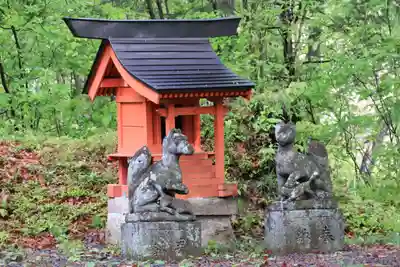 鷲神社の末社・摂社
