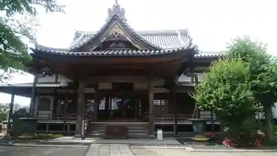 萬福寺の本殿・本堂