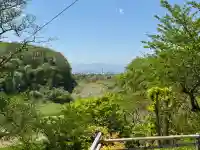 高屋敷稲荷神社の{uncategorized: "未分類", other: "その他", undefined: "問題あり", building: "その他建物", grave: "お墓", sacred_gate: "鳥居", guardian: "狛犬", statue: "像", buddha: "仏像", history: "歴史", nature: "自然", garden: "庭園", animal: "動物", pagoda: "塔", temizu: "手水舎", mountain_gate: "山門・神門", sanctuary: "本殿・本堂", subordinate: "末社・摂社", art: "芸術", scenery: "景色", jizo: "地蔵", ema: "絵馬", goshuin: "御朱印", omikuji: "おみくじ", items: "授与品その他", amulet: "お守り", goshuincho: "御朱印帳", eats: "食事", festival: "お祭り", votive_dance: "神楽", shichigosan: "七五三参", wedding: "結婚式", experience: "体験その他", initially: "初詣", around: "周辺", anti_infection: "感染症対策"}