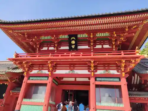鶴岡八幡宮の本殿・本堂