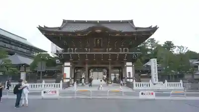 成田山新勝寺の山門・神門