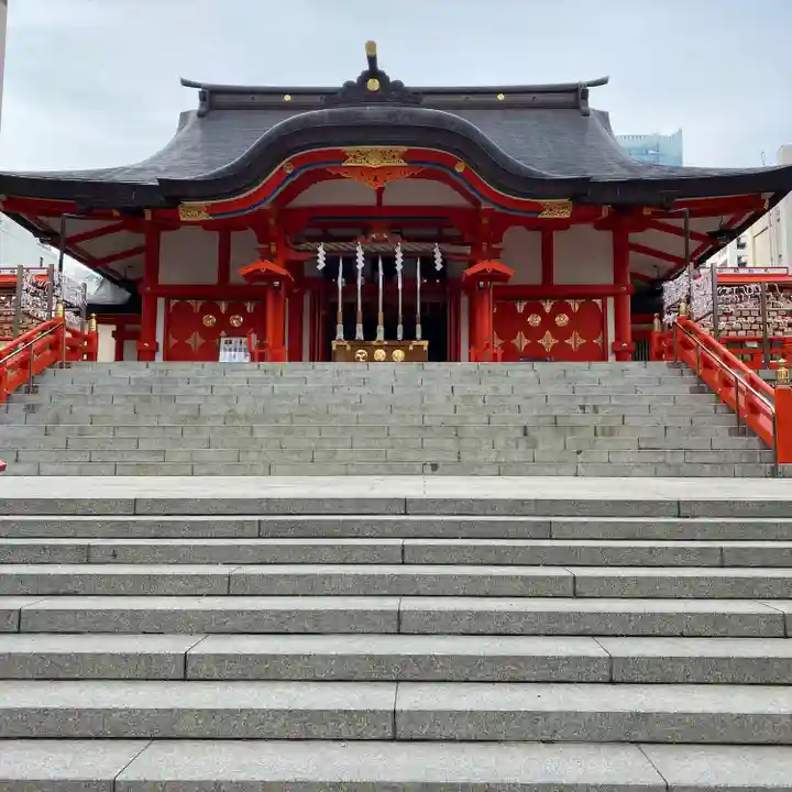 花園神社の本殿・本堂