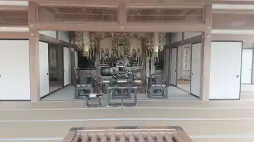 本光寺の本殿