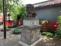 鴻神社の狛犬