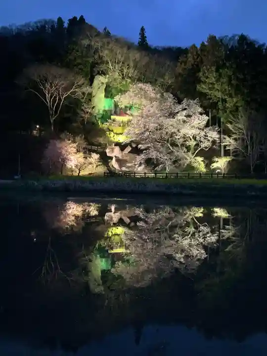 堂の下の岩観音(栃木県)