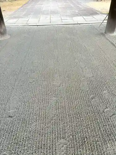 豊国廟（豊国神社飛地境内）の{uncategorized: "未分類", other: "その他", undefined: "問題あり", building: "その他建物", grave: "お墓", sacred_gate: "鳥居", guardian: "狛犬", statue: "像", buddha: "仏像", history: "歴史", nature: "自然", garden: "庭園", animal: "動物", pagoda: "塔", temizu: "手水舎", mountain_gate: "山門・神門", sanctuary: "本殿・本堂", subordinate: "末社・摂社", art: "芸術", scenery: "景色", jizo: "地蔵", ema: "絵馬", goshuin: "御朱印", omikuji: "おみくじ", items: "授与品その他", amulet: "お守り", goshuincho: "御朱印帳", eats: "食事", festival: "お祭り", votive_dance: "神楽", shichigosan: "七五三参", wedding: "結婚式", experience: "体験その他", initially: "初詣", around: "周辺", anti_infection: "感染症対策"}