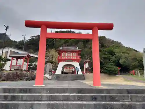 龍宮神社の鳥居