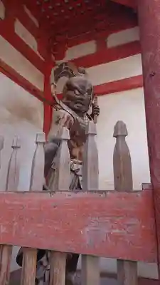 醍醐寺の像