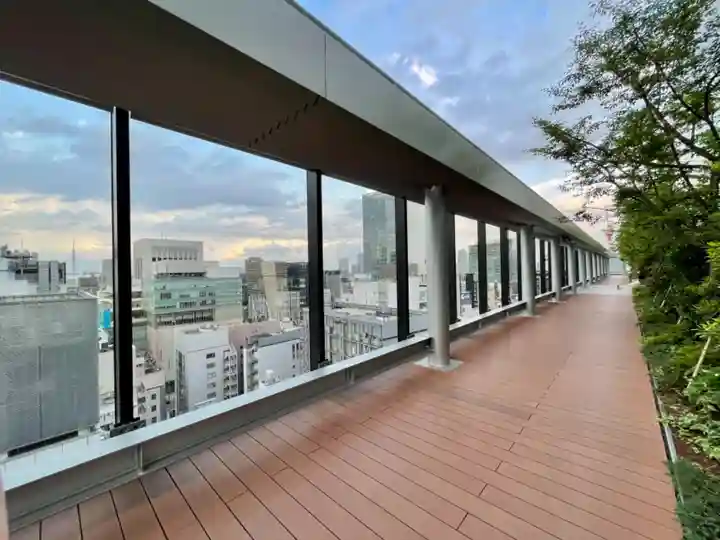 靍護稲荷神社の周辺