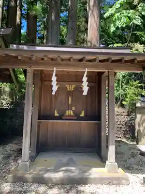 北口本宮冨士浅間神社の末社・摂社