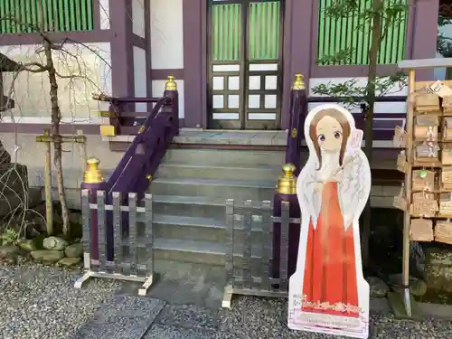 高木神社の像