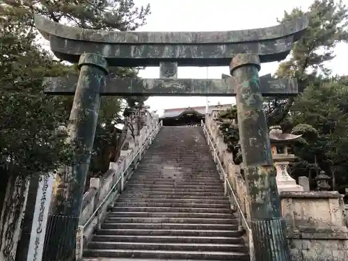 琴彈八幡宮の鳥居