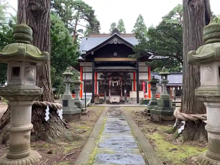 石鳥谷熊野神社の本殿・本堂