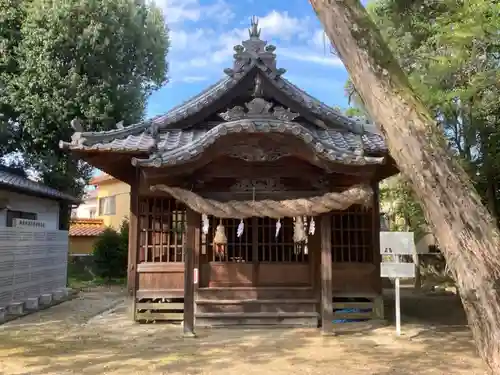 東山神社の本殿