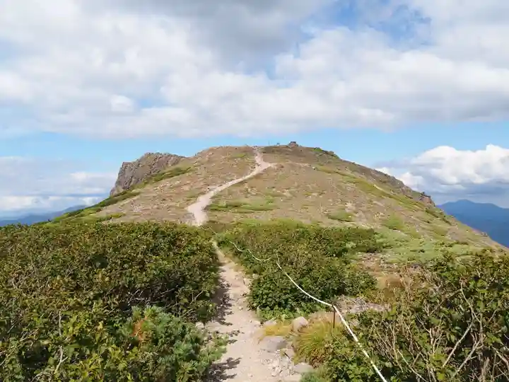 祠(大雪神社奥の院)の景色