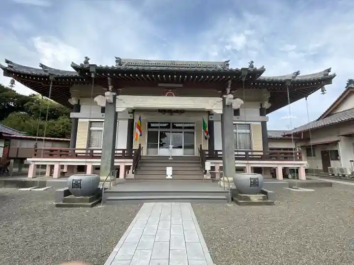 長栄寺の本殿・本堂