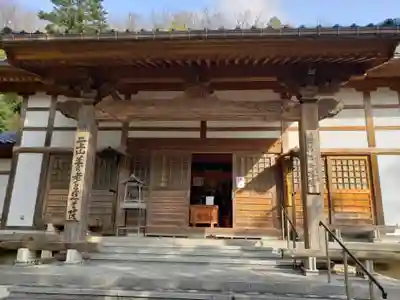 慈尊院の本殿・本堂