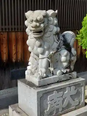 住吉神社の狛犬