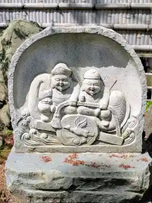 平塚三嶋神社の{uncategorized: "未分類", other: "その他", undefined: "問題あり", building: "その他建物", grave: "お墓", sacred_gate: "鳥居", guardian: "狛犬", statue: "像", buddha: "仏像", history: "歴史", nature: "自然", garden: "庭園", animal: "動物", pagoda: "塔", temizu: "手水舎", mountain_gate: "山門・神門", sanctuary: "本殿・本堂", subordinate: "末社・摂社", art: "芸術", scenery: "景色", jizo: "地蔵", ema: "絵馬", goshuin: "御朱印", omikuji: "おみくじ", items: "授与品その他", amulet: "お守り", goshuincho: "御朱印帳", eats: "食事", festival: "お祭り", votive_dance: "神楽", shichigosan: "七五三参", wedding: "結婚式", experience: "体験その他", initially: "初詣", around: "周辺", anti_infection: "感染症対策"}