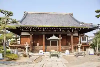西園寺の本殿・本堂