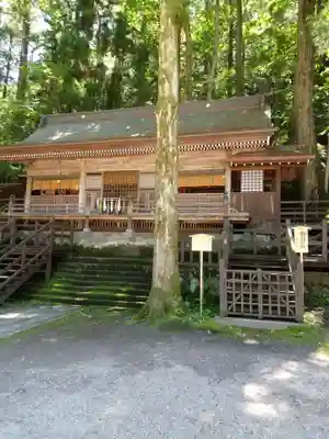 諏訪大社の本殿・本堂