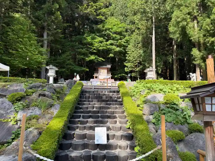 不二阿祖山太神宮の{uncategorized: "未分類", other: "その他", undefined: "問題あり", building: "その他建物", grave: "お墓", sacred_gate: "鳥居", guardian: "狛犬", statue: "像", buddha: "仏像", history: "歴史", nature: "自然", garden: "庭園", animal: "動物", pagoda: "塔", temizu: "手水舎", mountain_gate: "山門・神門", sanctuary: "本殿・本堂", subordinate: "末社・摂社", art: "芸術", scenery: "景色", jizo: "地蔵", ema: "絵馬", goshuin: "御朱印", omikuji: "おみくじ", items: "授与品その他", amulet: "お守り", goshuincho: "御朱印帳", eats: "食事", festival: "お祭り", votive_dance: "神楽", shichigosan: "七五三参", wedding: "結婚式", experience: "体験その他", initially: "初詣", around: "周辺", anti_infection: "感染症対策"}