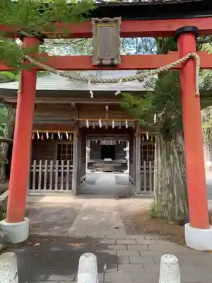 淺間神社（忍野八海）の鳥居