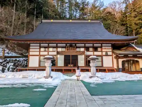 法華寺の本殿