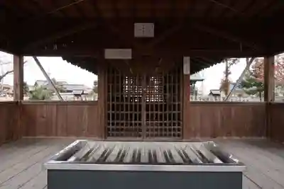 諏訪神社の本殿・本堂