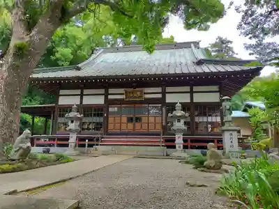 極楽寺の本殿・本堂