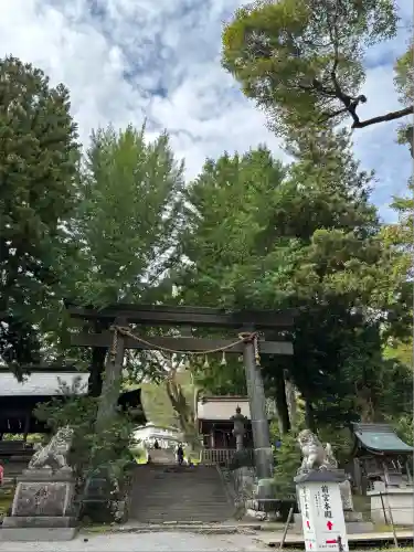 諏訪大社上社前宮(長野県)