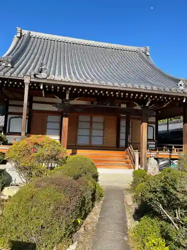 松寶寺の本殿