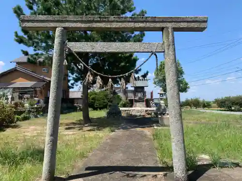 近江島神社の鳥居