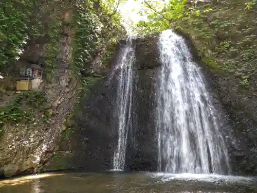 白瀑神社(秋田県)