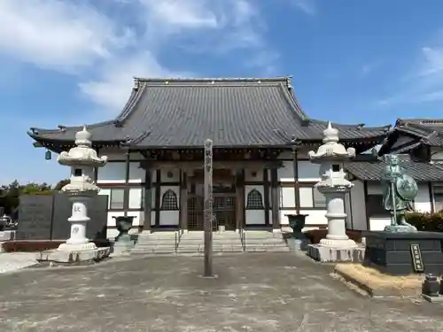 岩松寺の本殿