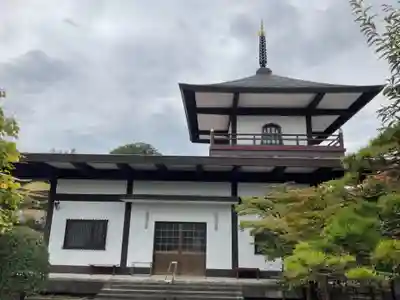 摂取寺の本殿・本堂