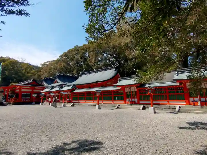 熊野速玉大社の{uncategorized: "未分類", other: "その他", undefined: "問題あり", building: "その他建物", grave: "お墓", sacred_gate: "鳥居", guardian: "狛犬", statue: "像", buddha: "仏像", history: "歴史", nature: "自然", garden: "庭園", animal: "動物", pagoda: "塔", temizu: "手水舎", mountain_gate: "山門・神門", sanctuary: "本殿・本堂", subordinate: "末社・摂社", art: "芸術", scenery: "景色", jizo: "地蔵", ema: "絵馬", goshuin: "御朱印", omikuji: "おみくじ", items: "授与品その他", amulet: "お守り", goshuincho: "御朱印帳", eats: "食事", festival: "お祭り", votive_dance: "神楽", shichigosan: "七五三参", wedding: "結婚式", experience: "体験その他", initially: "初詣", around: "周辺", anti_infection: "感染症対策"}