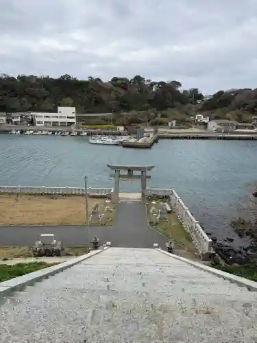 田島神社の{uncategorized: "未分類", other: "その他", undefined: "問題あり", building: "その他建物", grave: "お墓", sacred_gate: "鳥居", guardian: "狛犬", statue: "像", buddha: "仏像", history: "歴史", nature: "自然", garden: "庭園", animal: "動物", pagoda: "塔", temizu: "手水舎", mountain_gate: "山門・神門", sanctuary: "本殿・本堂", subordinate: "末社・摂社", art: "芸術", scenery: "景色", jizo: "地蔵", ema: "絵馬", goshuin: "御朱印", omikuji: "おみくじ", items: "授与品その他", amulet: "お守り", goshuincho: "御朱印帳", eats: "食事", festival: "お祭り", votive_dance: "神楽", shichigosan: "七五三参", wedding: "結婚式", experience: "体験その他", initially: "初詣", around: "周辺", anti_infection: "感染症対策"}